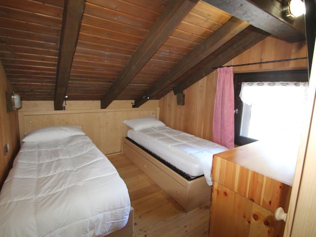 Tranquil Holiday Home In Livigno Italy Near Ski Area Exterior photo