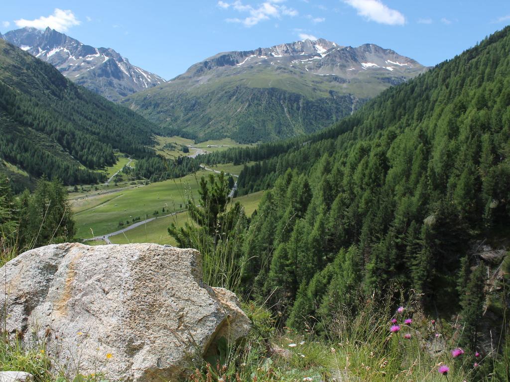 Tranquil Holiday Home In Livigno Italy Near Ski Area Exterior photo