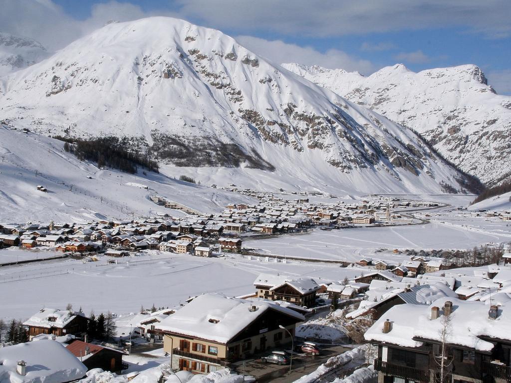 Tranquil Holiday Home In Livigno Italy Near Ski Area Exterior photo