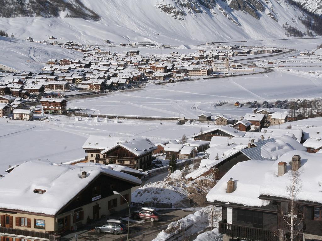 Tranquil Holiday Home In Livigno Italy Near Ski Area Exterior photo