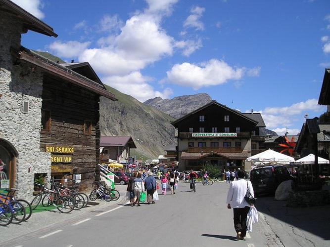 Tranquil Holiday Home In Livigno Italy Near Ski Area Exterior photo